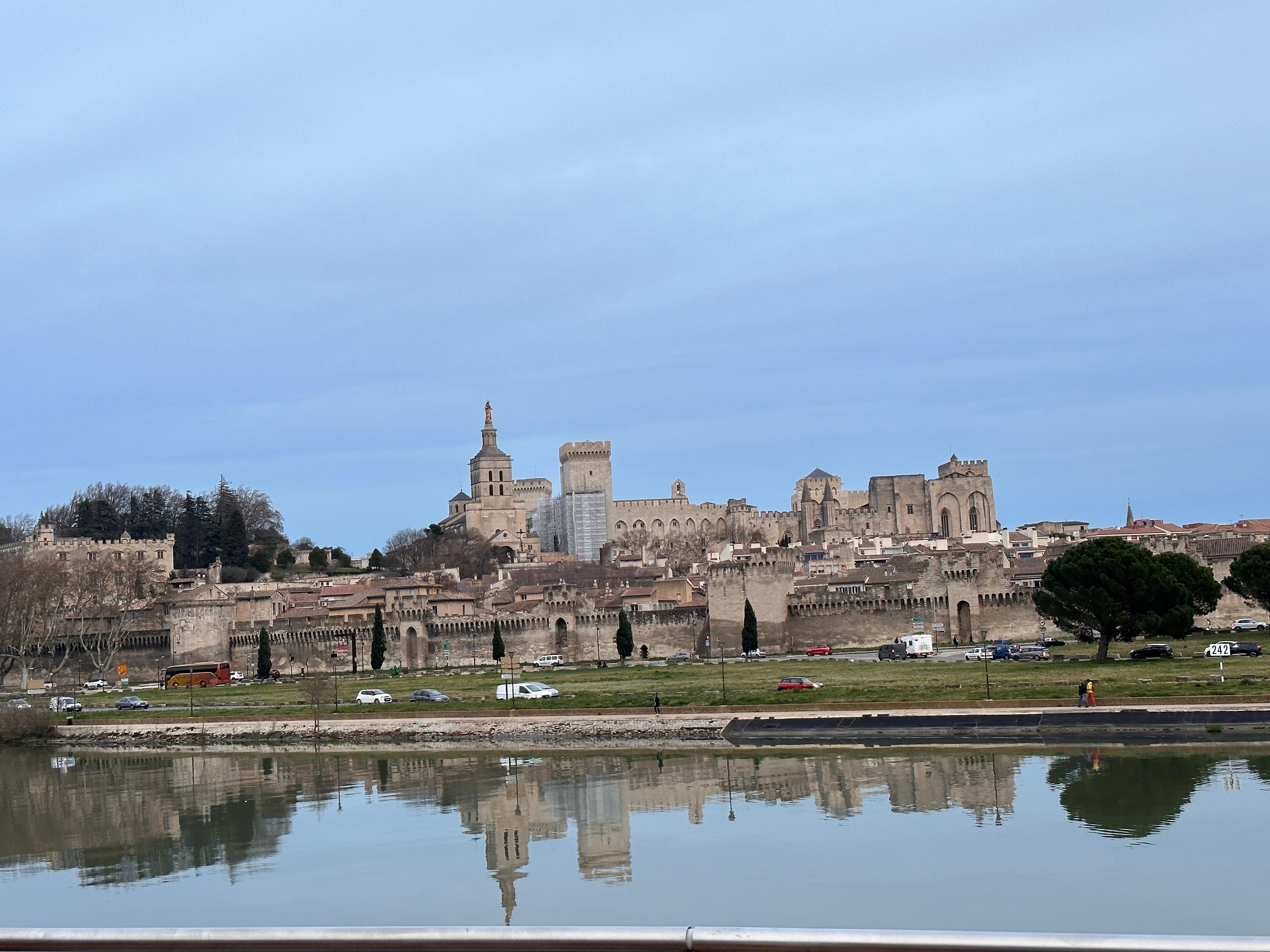 Sip & Savour River Cruise - background banner